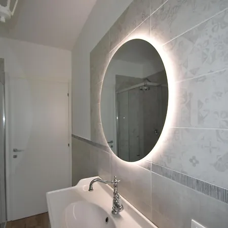 Near Maggiore, Italy Prázdninový dům