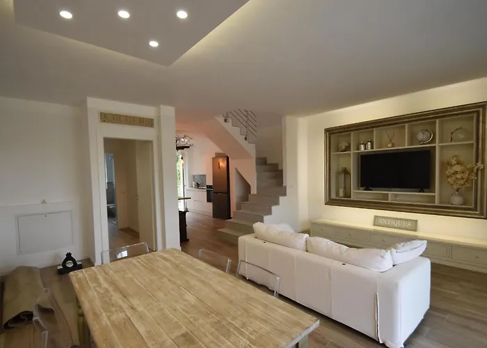 Feriehus Near Maggiore, Italy