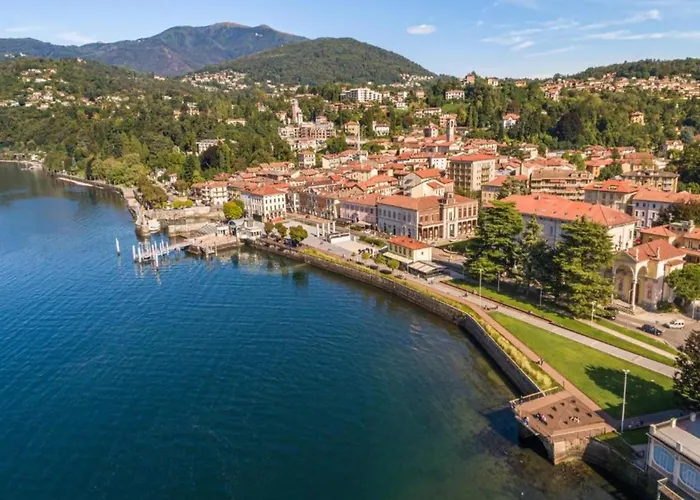 Near Maggiore, Italy Feriehus Meina